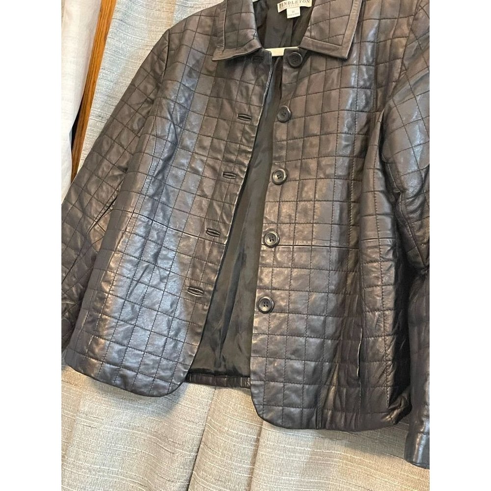 Pendleton Vintage Women's Leather Jacket size Medium
